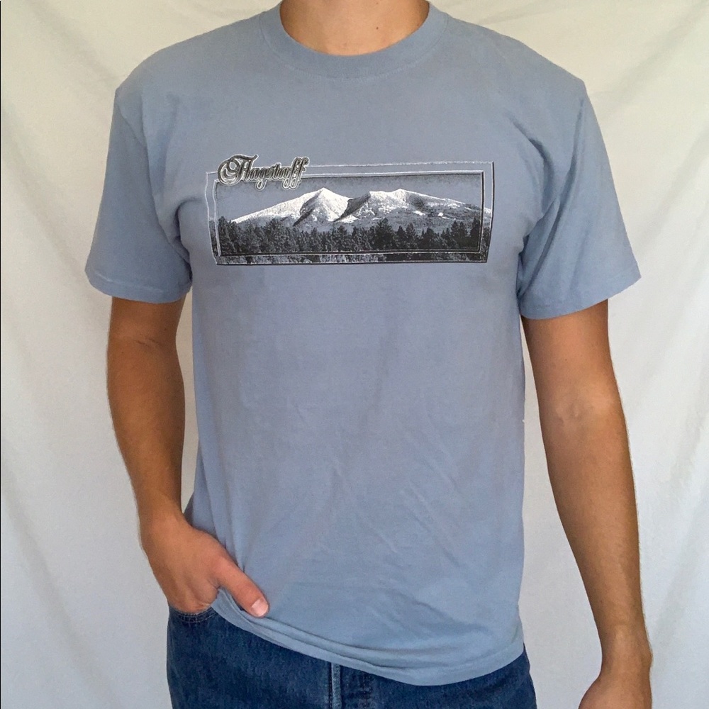 “Flagstaff” graphic tee
